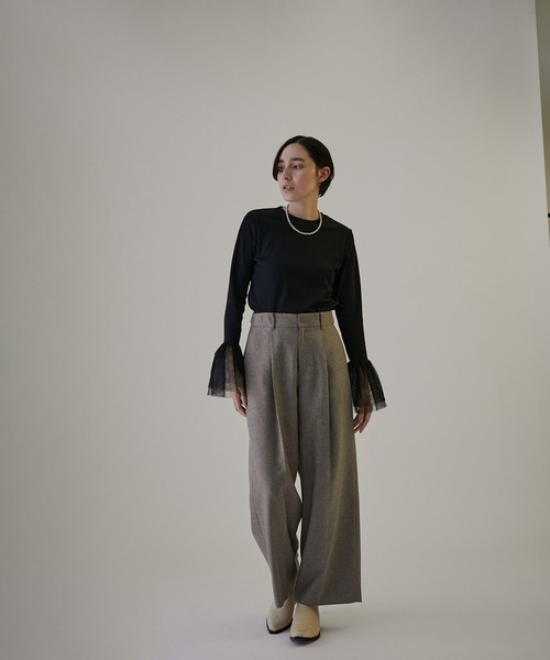 SALON adam et rope'(サロン アダム エ ロペ)の「【追加】カフチュールフレアロングTシャツ2(Tシャツ/カットソー・レディース・ブラック/オフホワイト・FREE)」の18枚目の写真