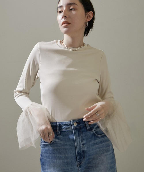 SALON adam et rope'(サロン アダム エ ロペ)の「【追加】カフチュールフレアロングTシャツ2(Tシャツ/カットソー・レディース・ブラック/オフホワイト・FREE)」の21枚目の写真