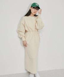 フォルムニットワンピース