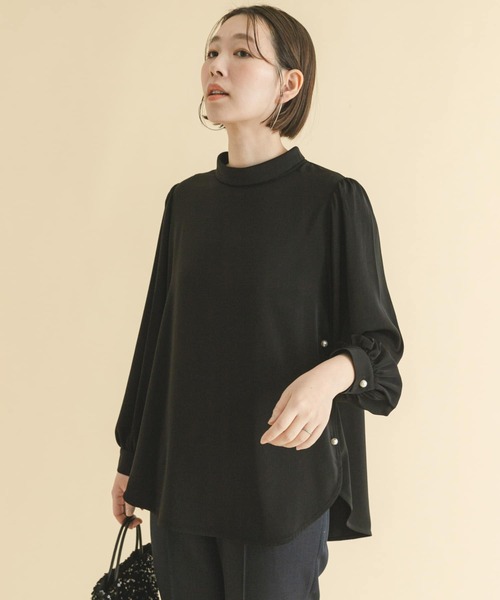 F by ROSSO（エフバイロッソ）の「F by ROSSO　サイドパールハイネックブラウス（シャツ/ブラウス・レディース・ブラック/オフホワイト・FREE）」の11枚目の写真