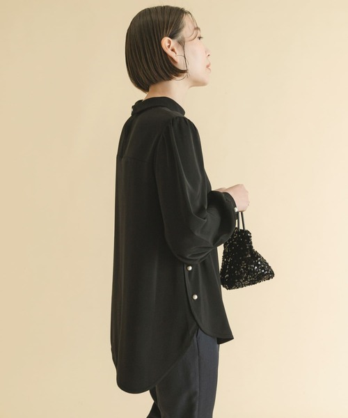 F by ROSSO（エフバイロッソ）の「F by ROSSO　サイドパールハイネックブラウス（シャツ/ブラウス・レディース・ブラック/オフホワイト・FREE）」の12枚目の写真