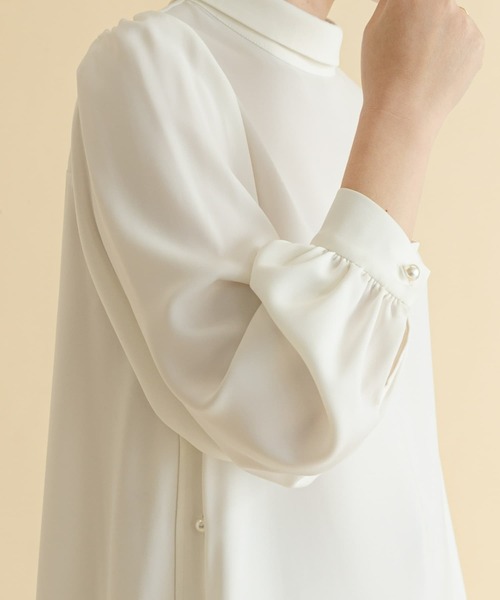 F by ROSSO（エフバイロッソ）の「F by ROSSO　サイドパールハイネックブラウス（シャツ/ブラウス・レディース・ブラック/オフホワイト・FREE）」の17枚目の写真