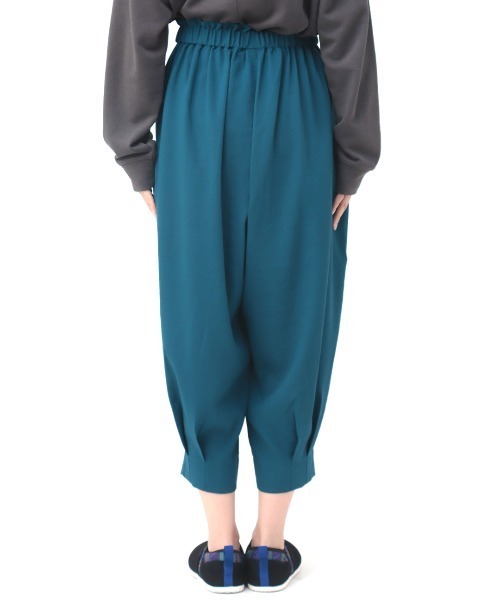 チチカカ（チチカカ）の「エッグタックパンツ（その他パンツ・レディース・ベージュ/ブラック/カーキ/ターコイズブルー/マスタード・LARGE/MEDIUM）」の18枚目の写真