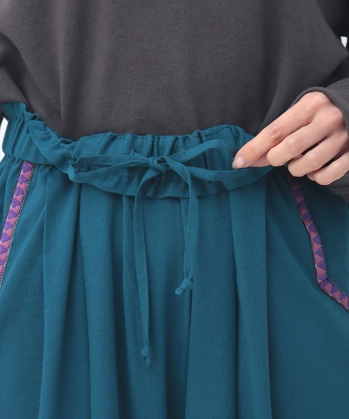 チチカカ（チチカカ）の「エッグタックパンツ（その他パンツ・レディース・ベージュ/ブラック/カーキ/ターコイズブルー/マスタード・LARGE/MEDIUM）」の20枚目の写真