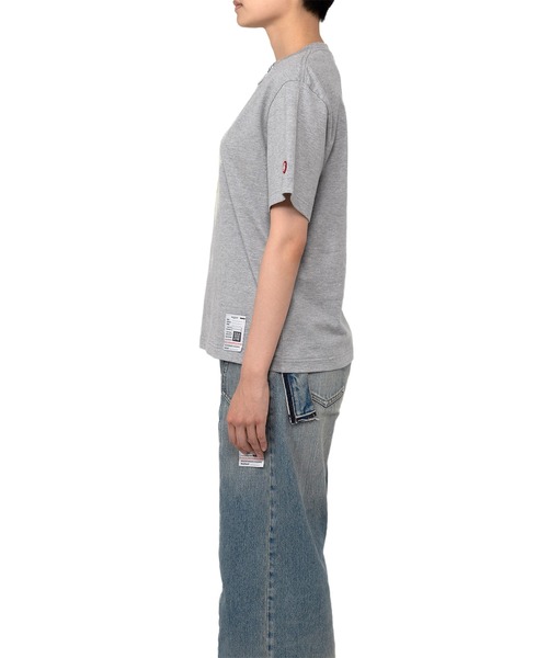 Maison MIHARA YASUHIRO(メゾンミハラヤスヒロ)の「Smily Face Printed T-shirt(Tシャツ/カットソー・レディース・ホワイト/ブラック/グレー・36/38/40)」の6枚目の写真