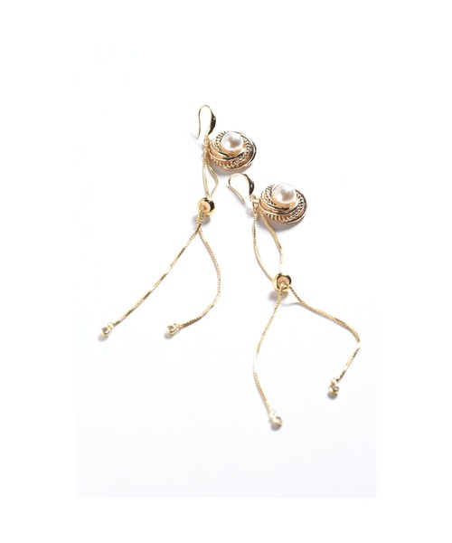 tone(トーン)の「【Astyle】pearlgoldチェーンステンレスピアス(MA)(ピアス(両耳用)・レディース・ゴールド・FREE)」の4枚目の写真