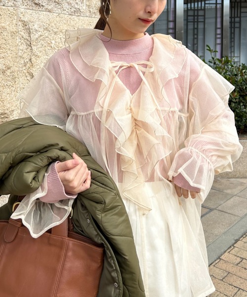 zootie（ズーティー）の「【日常も、オケージョン もトレンドライクに。】 チュール ブラウス ボリュームフリル グリッターオーガンジー デコラティブブラウス 2024ss 新作アイテム（シャツ/ブラウス・レディース・ブラウン/グレー/アイボリー・M）」の7枚目の写真