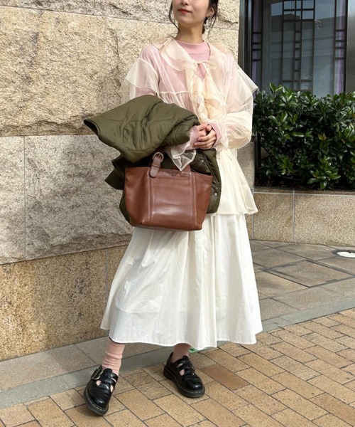 zootie（ズーティー）の「【日常も、オケージョン もトレンドライクに。】 チュール ブラウス ボリュームフリル グリッターオーガンジー デコラティブブラウス 2024ss 新作アイテム（シャツ/ブラウス・レディース・ブラウン/グレー/アイボリー・M）」の10枚目の写真