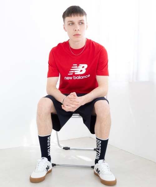 NEW BALANCE(ニューバランス)の「New Balance Stacked Logo ショートスリーブTシャツ(Tシャツ/カットソー・メンズ・ブラック/ネイビー/ホワイト/ライトグレー/レッド・SMALL/MEDIUM/LARGE/X-LARGE/XX-LARGE/XXX-LARGE)」の5枚目の写真