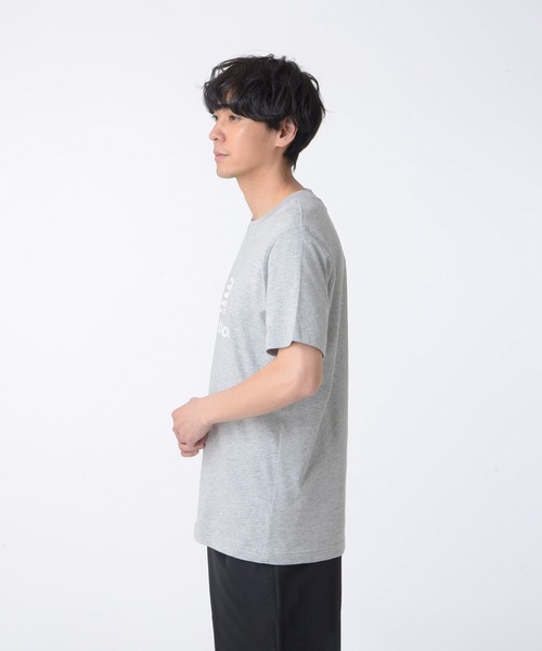 NEW BALANCE(ニューバランス)の「New Balance Stacked Logo ショートスリーブTシャツ(Tシャツ/カットソー・メンズ・ブラック/ネイビー/ホワイト/ライトグレー/レッド・SMALL/MEDIUM/LARGE/X-LARGE/XX-LARGE/XXX-LARGE)」の12枚目の写真