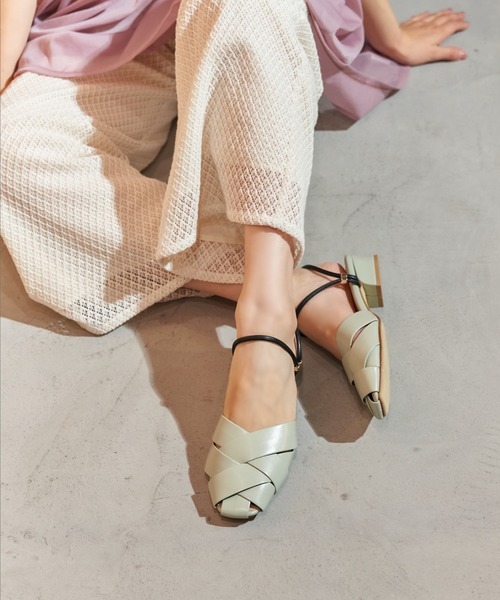 carino(カリーノ)の「メッシュバックストラップパンプス(サンダル・レディース・ブラック/シルバー/グレー・S/M/L/LL)」の2枚目の写真