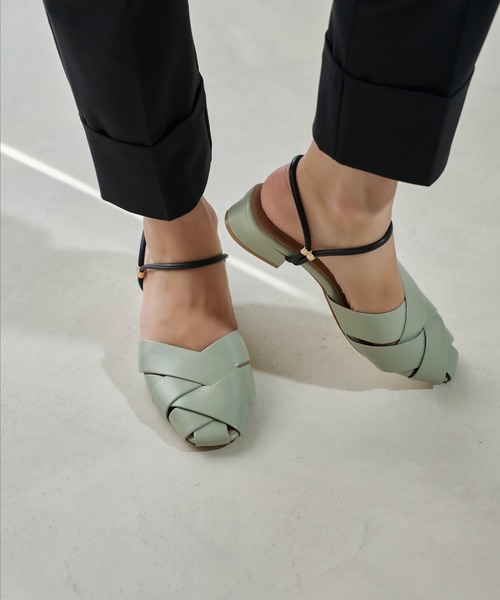 carino(カリーノ)の「メッシュバックストラップパンプス(サンダル・レディース・ブラック/シルバー/グレー・S/M/L/LL)」の4枚目の写真