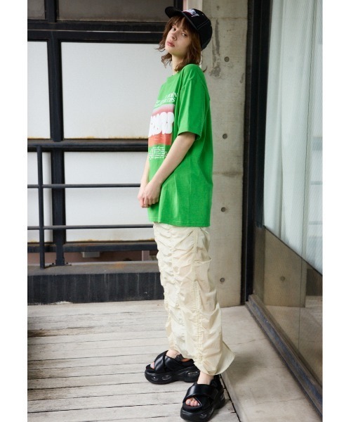 SLY（スライ）の「【2サイズ展開】I LINE GATHER SK アイライン ギャザー スカート（スカート・レディース・アイボリー/ブラック/ライトピンク・1/2）」の13枚目の写真