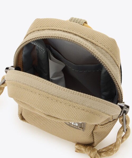 Columbia(コロンビア)の「Columbia/ プライスストリームイヤフォンケース /コロンビア(ポーチ・レディース・レッド/グリーン/ブルー/ブラック/アッシュグレー/ライム/ピンク/ブラウン/ネイビー/パープル/ブルーグリーン/オフホワイト・ONE SIZE)」の17枚目の写真