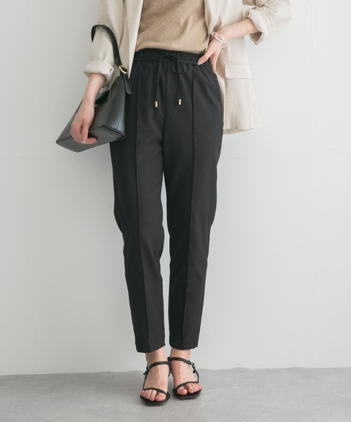 URBAN RESEARCH ROSSO WOMEN（アーバンリサーチ　ロッソ）の「ウォッシャブルイージーテーパードパンツ（その他パンツ・レディース・ブラック/グレー系その他/イエロー系その他・FREE）」の2枚目の写真