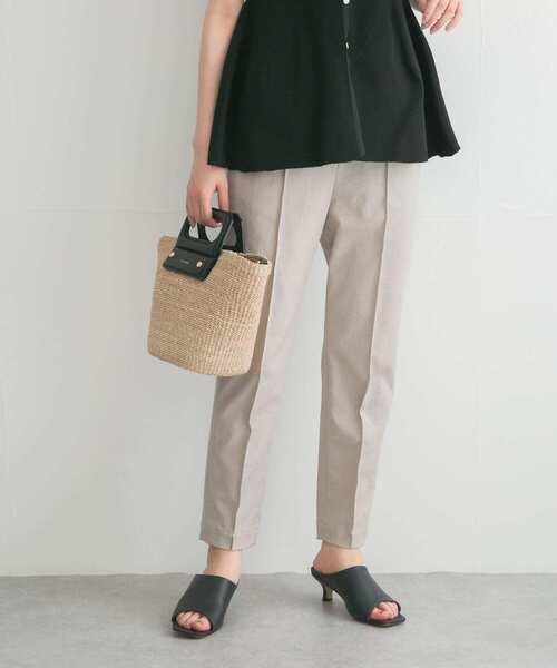 URBAN RESEARCH ROSSO WOMEN（アーバンリサーチ　ロッソ）の「ウォッシャブルイージーテーパードパンツ（その他パンツ・レディース・ブラック/グレー系その他/イエロー系その他・FREE）」の4枚目の写真