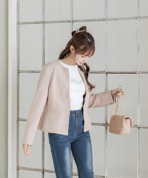 Julia Boutique（ジュリアブティック）の「MignonビジューロゴTシャツ/24010（Tシャツ/カットソー・レディース・イエロー/ホワイト/ピンク/ブラック・ONE）」の15枚目の写真