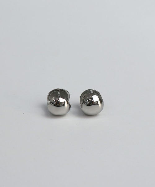 CEMONEMO(セモネモ)の「【金属アレルギー対応】 ワンタッチ ミニ ボールピアス / サージカルステンレス 316L(ピアス(両耳用)・レディース・シルバー/ゴールド・FREE)」の16枚目の写真