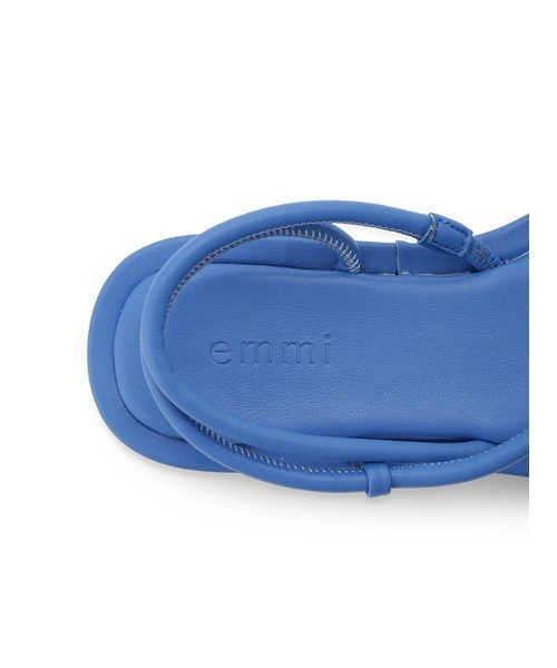 emmi（エミ）の「ecoフラットストラップサンダル（サンダル・レディース・ホワイト/ブラック/ブルー・22.5cm/23.5cm/24.5cm）」の17枚目の写真