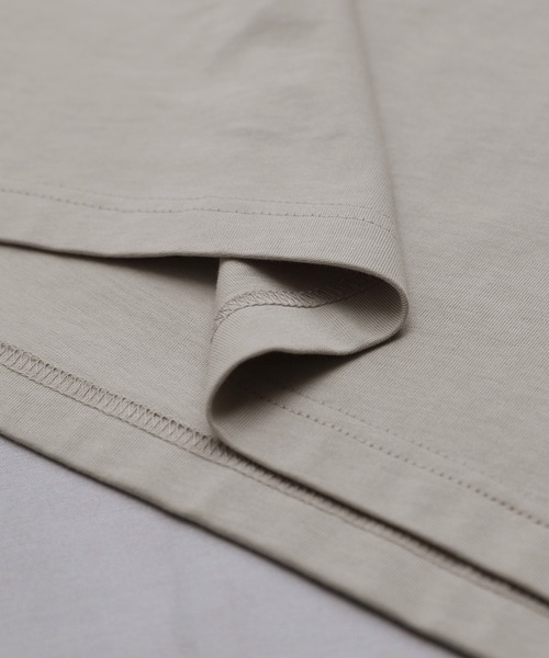 reca(レカ)の「ロゴプリントTシャツ(Tシャツ/カットソー・レディース・オフホワイト/ブラック/グレイッシュベージュ・FREE)」の13枚目の写真