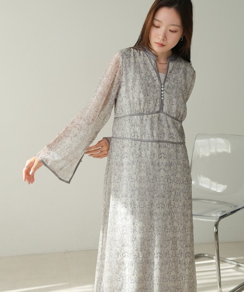 Bab(バブ)の「【S・Mサイズ展開】ニュアンスラメパイピングワンピース(ワンピース・レディース・グリーン/グレー・S/M)」の9枚目の写真
