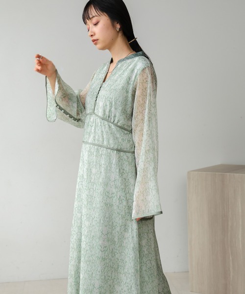 Bab(バブ)の「【S・Mサイズ展開】ニュアンスラメパイピングワンピース(ワンピース・レディース・グリーン/グレー・S/M)」の19枚目の写真