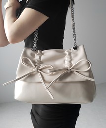 me+em select（ミームセレクト）の「【 ３color 】ダブルリボンフェイクレザーチェーンショルダーバッグ ／ double ribbon fake leather chain shoulder bag（ショルダーバッグ・レディース）」