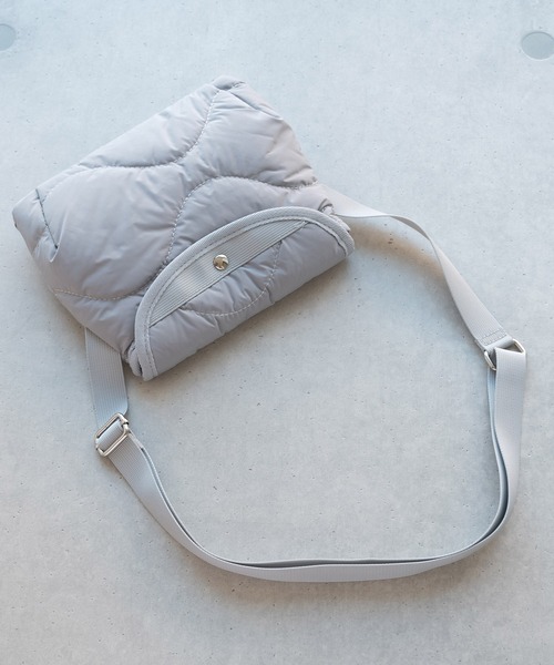 SVEC(シュベック)の「キルティング 中綿 ショルダーバッグ(ショルダーバッグ・レディース・ホワイト/ブラック/カーキ/グレー・FREE)」の17枚目の写真