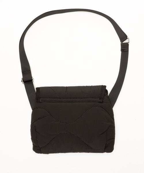 SVEC(シュベック)の「キルティング 中綿 ショルダーバッグ(ショルダーバッグ・レディース・ホワイト/ブラック/カーキ/グレー・FREE)」の7枚目の写真