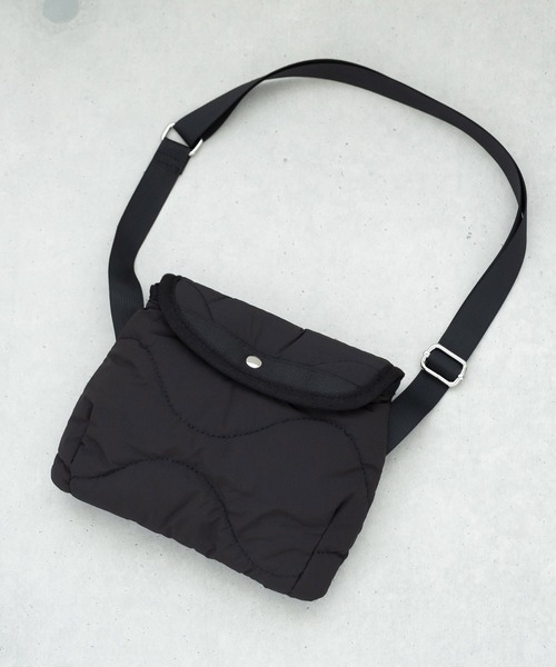 SVEC(シュベック)の「キルティング 中綿 ショルダーバッグ(ショルダーバッグ・レディース・ホワイト/ブラック/カーキ/グレー・FREE)」の13枚目の写真