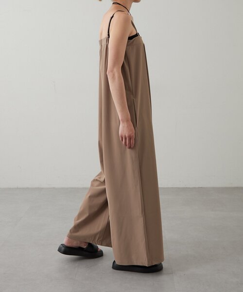 earthy（アーシー）の「【UVカット・吸水速乾】キャミサロペット（サロペット/オーバーオール・レディース・ブラック/モカ・SMALL/MEDIUM）」の5枚目の写真