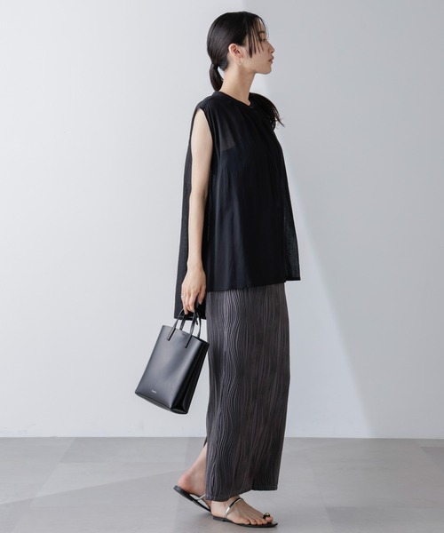 NANO universe(ナノユニバース)の「ウェーブリップルナロースカート(セットアップ可)(スカート・レディース・ライム/チャコール/ベージュ・FREE)」の8枚目の写真