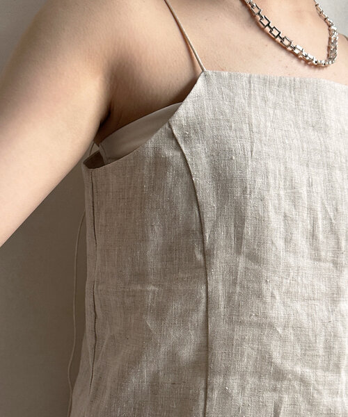 DouDou（ドゥドゥ）の「リネンキャミ（キャミソール・レディース・ベージュ/ブラウン・FREE）」の3枚目の写真
