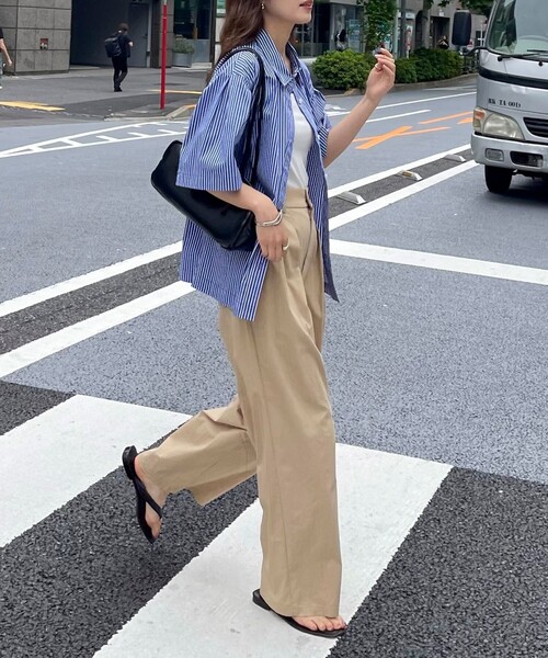 fredy emue（フレディエミュ）の「コットンナイロンタックパンツ（その他パンツ・レディース・ベージュ/ブラック/カーキ・36/38）」の6枚目の写真