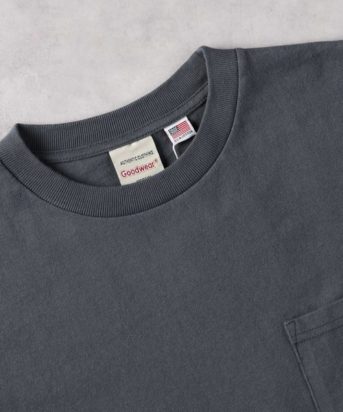 Right-on(ライトオン)の「GOOD WEAR(グッドウェアー)米綿クルーネックTシャツ(Tシャツ/カットソー・メンズ・ブラック/ブルー/ホワイト/カーキブラウン/ブラウン/ダークグレー/ネイビー・L/XL/M/S)」の10枚目の写真