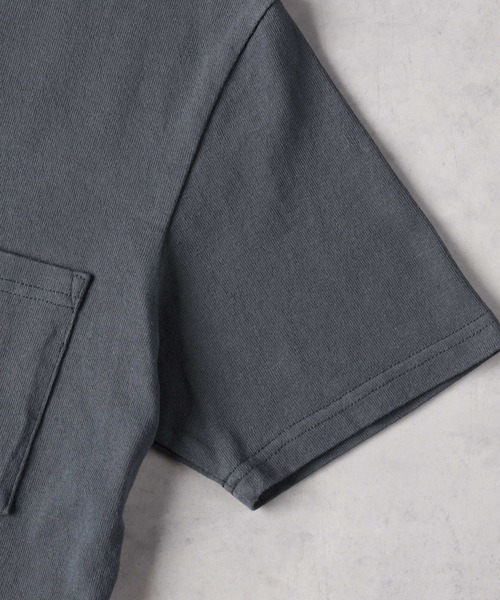 Right-on(ライトオン)の「GOOD WEAR(グッドウェアー)米綿クルーネックTシャツ(Tシャツ/カットソー・メンズ・ブラック/ブルー/ホワイト/カーキブラウン/ブラウン/ダークグレー/ネイビー・L/XL/M/S)」の11枚目の写真