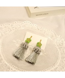 【イナカノアトリエ】フラワービーズとタッセルピアス(GS)