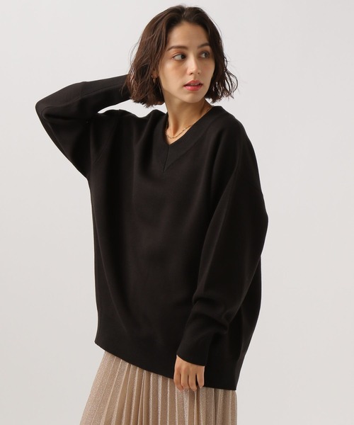 BAYFLOW（ベイフロー）の「オーバーサイズＶネックニット（ニット/セーター・レディース・ボルドー/ブルーグリーン/ブラック/オフホワイト・FREE）」の14枚目の写真