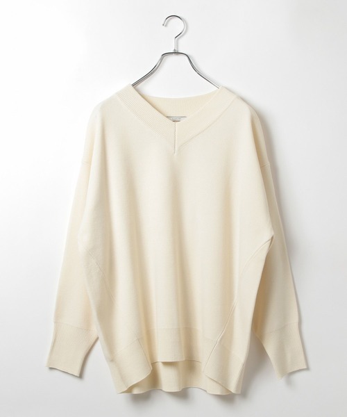 BAYFLOW（ベイフロー）の「オーバーサイズＶネックニット（ニット/セーター・レディース・ボルドー/ブルーグリーン/ブラック/オフホワイト・FREE）」の19枚目の写真