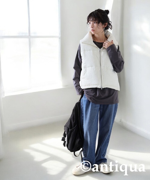 antiqua(アンティカ)の「ジオメタリック柄ショートダウンベスト(ダウンベスト・レディース・アイボリー/ブラック/カーキ・ONESIZE)」の8枚目の写真