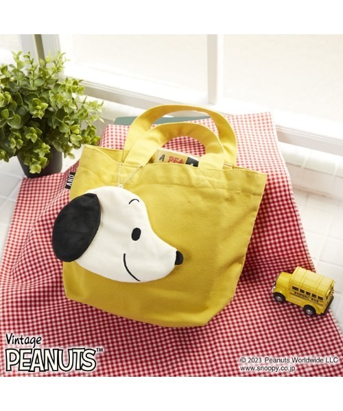 PEANUTS（ピーナッツ）の「【 PEANUTS / ピーナッツ 】 フェイス ポーチ 1950's ヴィンテージスヌーピー SKG（ポーチ・レディース・その他1・FREE）」の4枚目の写真