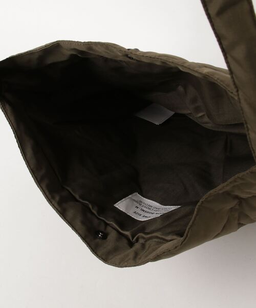 TAION(タイオン)の「【TAION】タイオン MILITARY CROSS BODY DOWN BAG-MEDIUM TAION-BG05ML-M(トートバッグ・メンズ・その他1/ダークネイビー/ブラック/ブラウン系その他/ダークオリーブ/その他・ONE SIZE)」の9枚目の写真