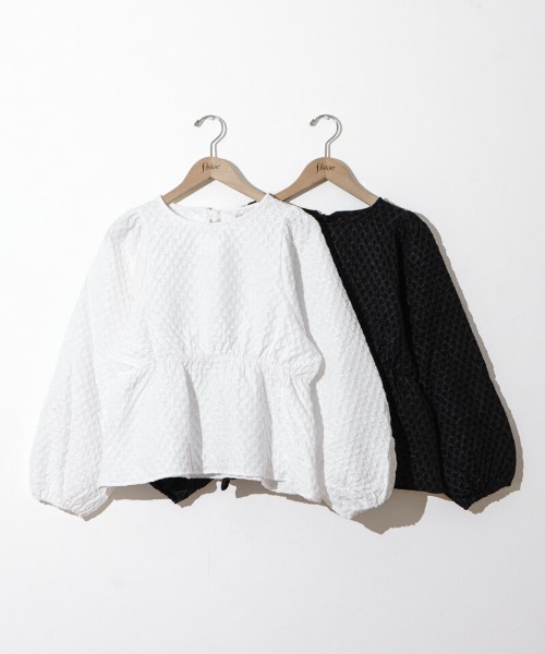 flower（フラワー）の「ワッフルジャガードブラウス（シャツ/ブラウス・レディース・ブラック/ホワイト・FREE）」の11枚目の写真