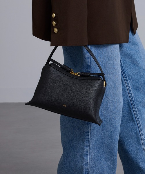 tov(トーヴ)の「【TOV】CROSS S T25S07B542(ショルダーバッグ・レディース・ネイビー/ベージュ/ブラック/アイボリー/グレー・FREE)」の11枚目の写真