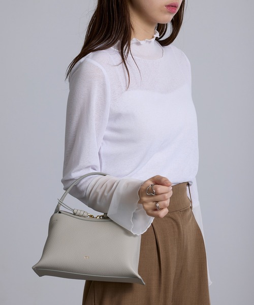 tov(トーヴ)の「【TOV】CROSS S T25S07B542(ショルダーバッグ・レディース・ネイビー/ベージュ/ブラック/アイボリー/グレー・FREE)」の19枚目の写真