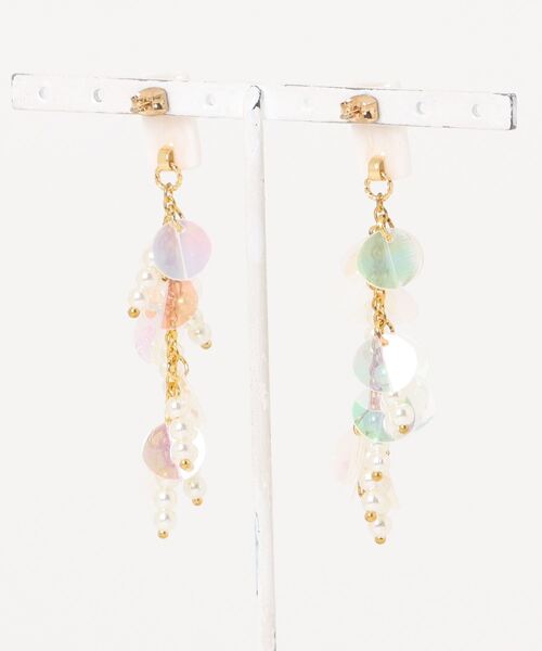 tone(トーン)の「【atelier*mio】クレイ × ドットスパンコール costume jewelry pierce(ピアス(両耳用)・レディース・ホワイト/ブラック・FREE)」の3枚目の写真