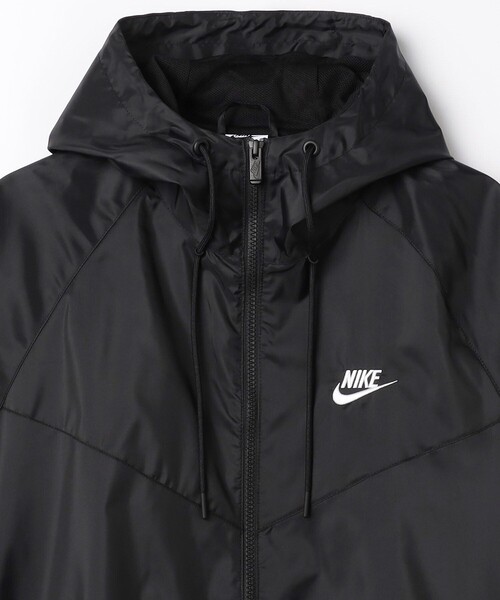NIKE(ナイキ)の「限定展開 NIKE/ナイキ スポーツウェア ウィンドランナー フーデッド ジャケット / DA0002-010(ナイロンジャケット・メンズ・ブラック・MEDIUM/X-LARGE/XX-LARGE/LARGE)」の15枚目の写真