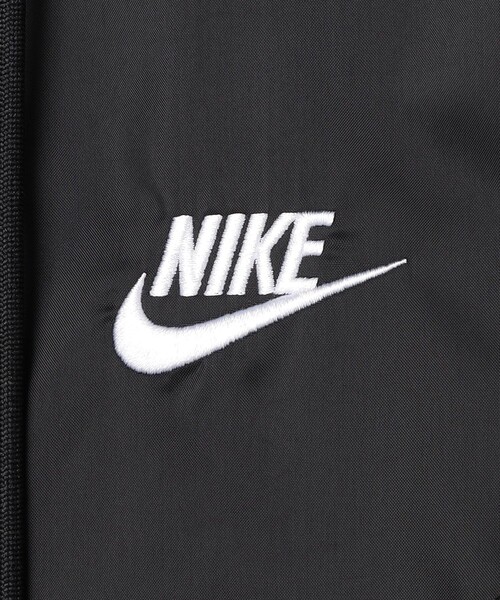 NIKE(ナイキ)の「限定展開 NIKE/ナイキ スポーツウェア ウィンドランナー フーデッド ジャケット / DA0002-010(ナイロンジャケット・メンズ・ブラック・MEDIUM/X-LARGE/XX-LARGE/LARGE)」の5枚目の写真
