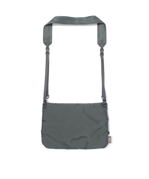 F/CE. （エフシーイー）の「F/CE. 420 re/cor SACOCHE / エフシーイー 420 re/cor サコッシュ（ボディバッグ/ウエストポーチ・メンズ・ブラック/ミント/セージグリーン/グレー・FREE）」の19枚目の写真