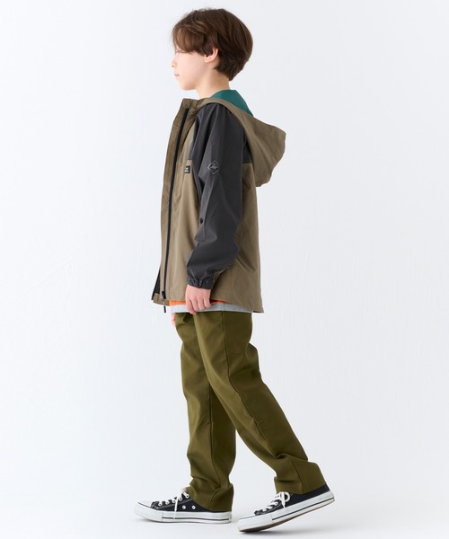 KRIFF MAYER Kid's Collection（クリフメイヤーキッズコレクション）の「クリーネスアクティブマンパ（マウンテンパーカー・キッズ・オリーブ/アイボリー/グレイッシュベージュ/チャコール/カラフル・150/140/130/120/170/160）」の12枚目の写真